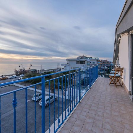 Orizzonte In Blu Villa Anzio Bagian luar foto